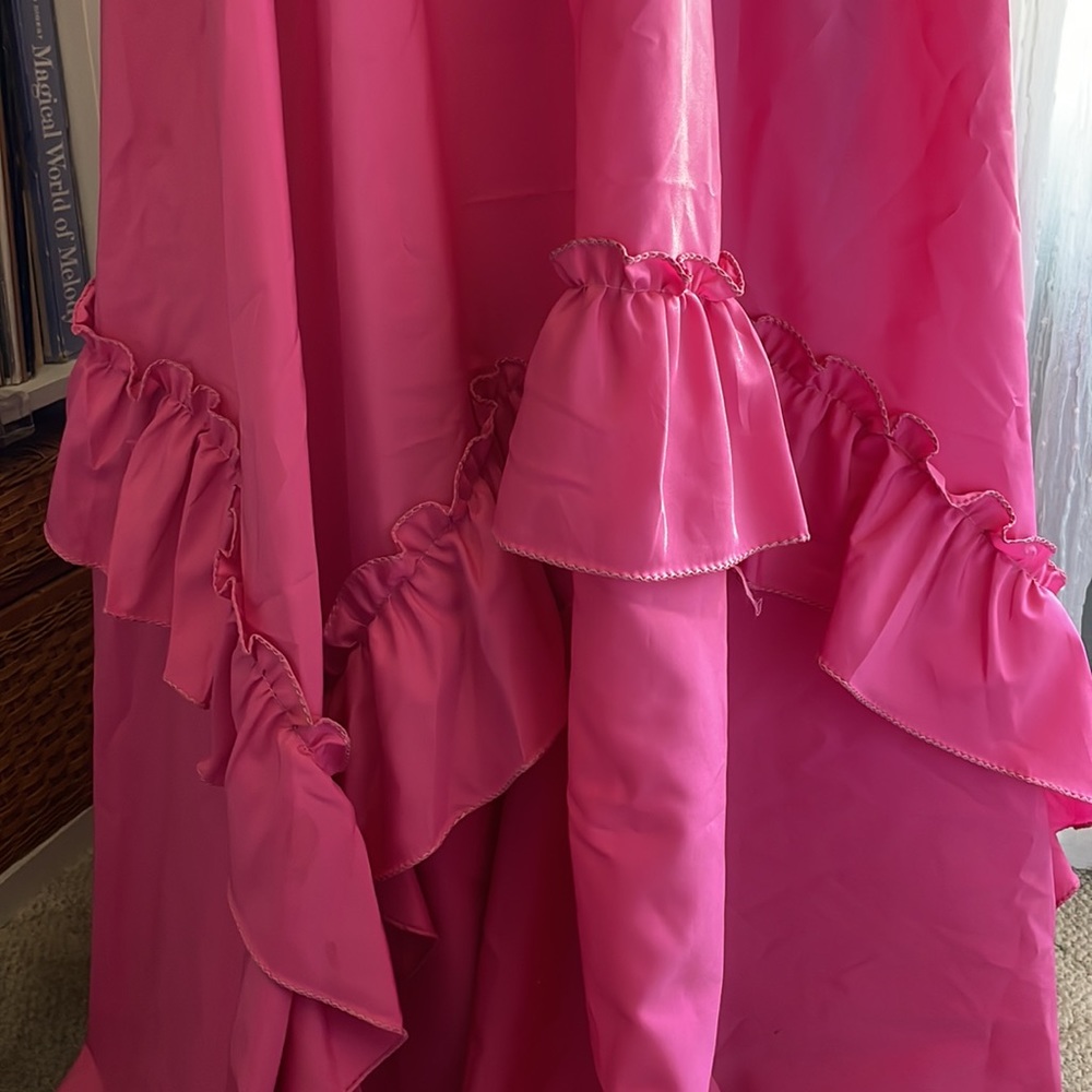 Vintage Pink Formal Gown with Bow Details, Size 2 - Picture 3 of 10